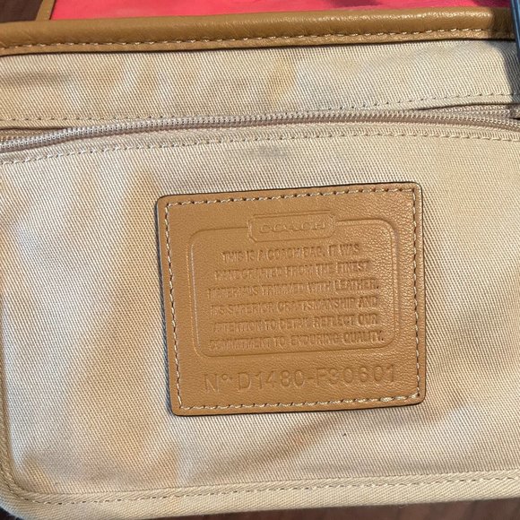 COACH Signature Tan Canvas Leather Crossbody Bag - Picture 4 of 7